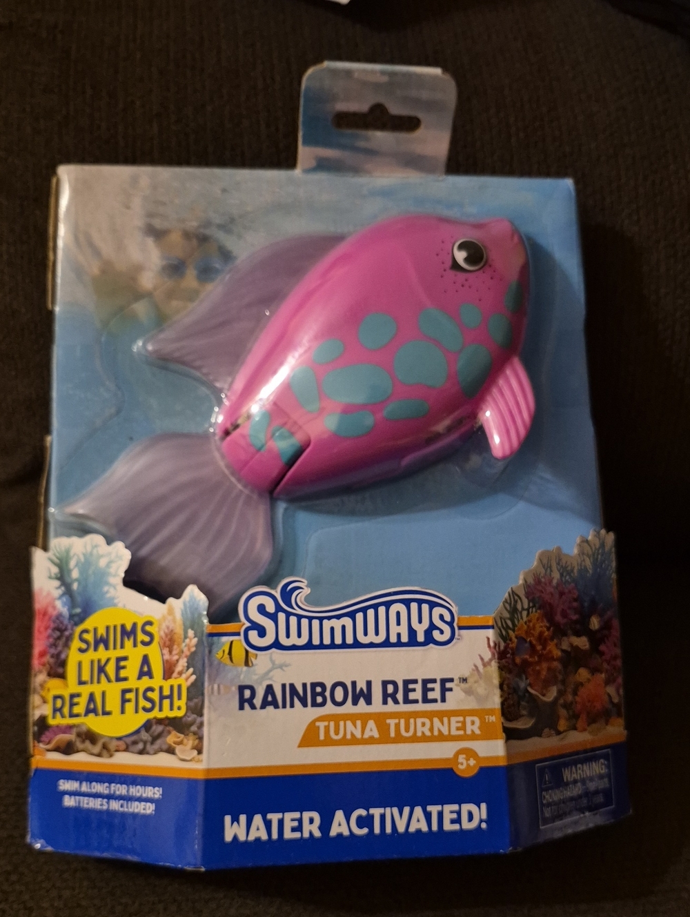 (2) Sqimways Rainbow Reef Tuna Turner Water-Activated Small Pet Fish Toy Pink 5+